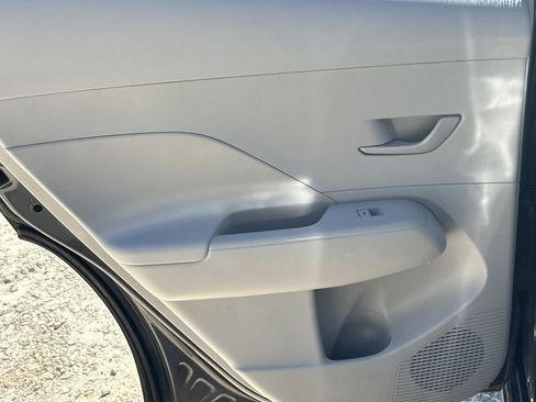 Used 2024 Hyundai Kona SEL image 22