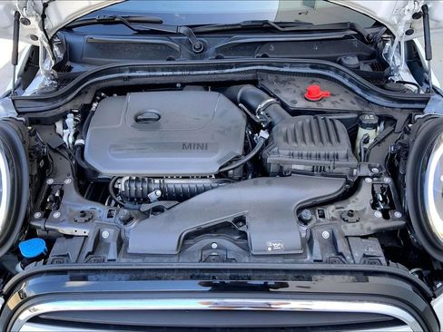 Certified 2024 MINI Cooper 4-Door Hardtop FWD image 11