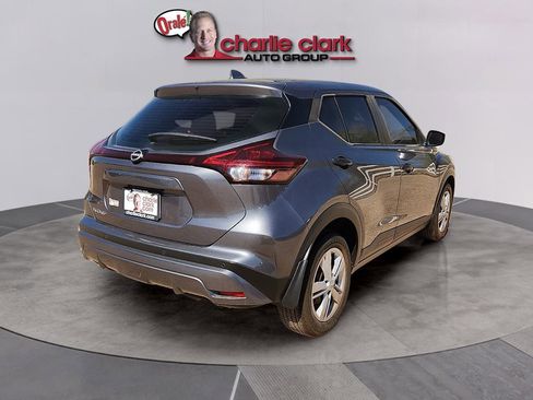 Used 2024 Nissan Kicks S image 5