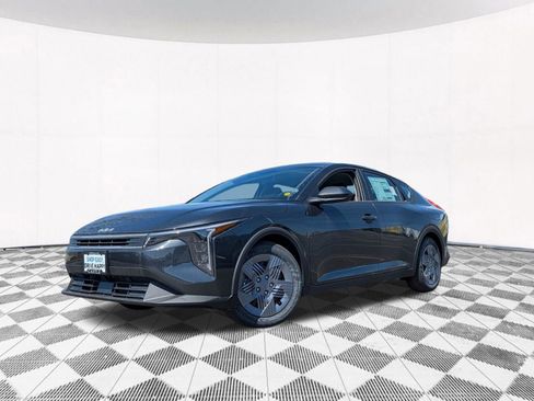 New 2026 Kia K4 FWD image 2