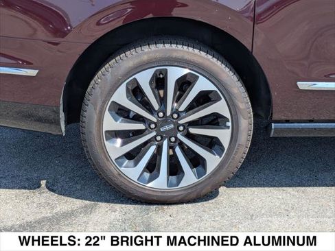 Used 2024 Lincoln Navigator L Reserve AWD/4WD image 9