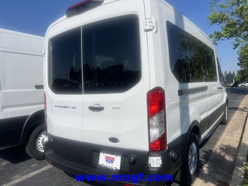 Used 2024 Ford Transit 350 XLT RWD image 3