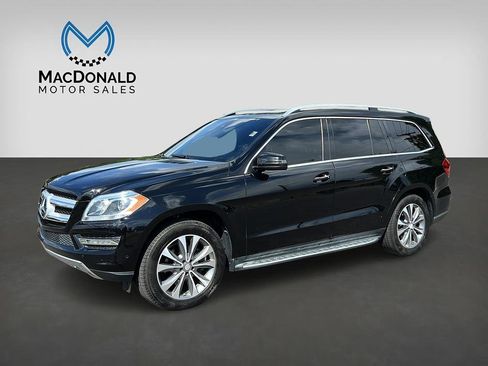 Used 2014 Mercedes-Benz GL 450 4MATIC w/ Appearance Package image 3