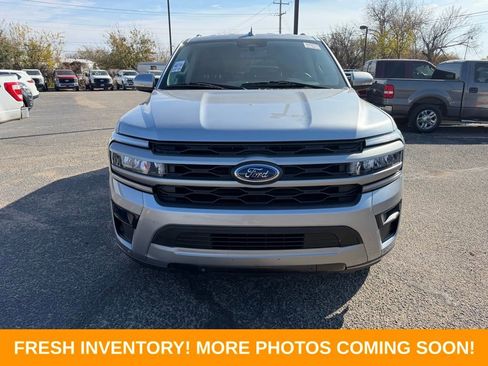 Used 2024 Ford Expedition XLT image 2