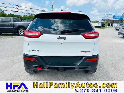 Used 2016 Jeep Cherokee Trailhawk w/ Trailer Tow Group AWD/4WD image 4