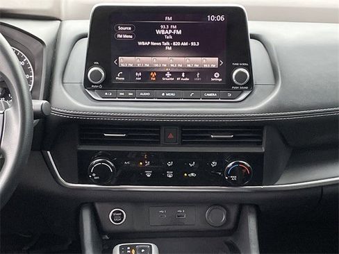 Used 2023 Nissan Rogue S image 16