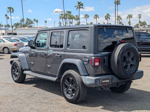 Used 2022 Jeep Wrangler Unlimited Sport AWD/4WD image 8