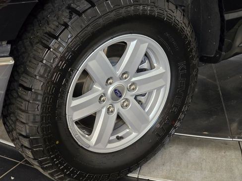 Used 2023 Ford F150 XLT image 10