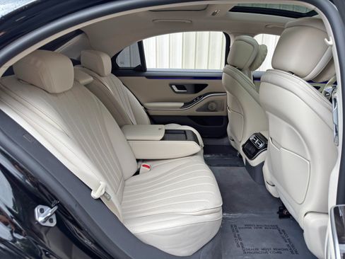 Used 2023 Mercedes-Benz S 500 4MATIC w/ AMG Line image 45