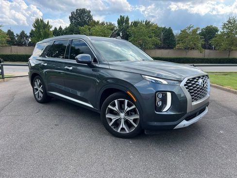 Used 2022 Hyundai Palisade SEL w/ 8P Bench Seat Package FWD image 2