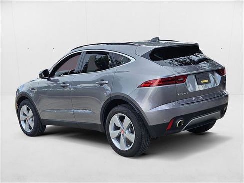 Used 2022 Jaguar E-PACE SE image 8
