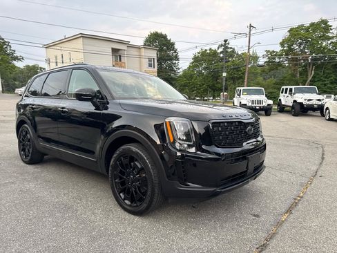 Used 2021 Kia Telluride EX w/ EX Premium Package AWD/4WD image 6