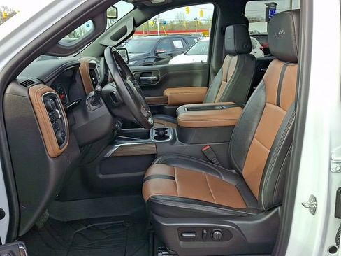 Used 2021 Chevrolet Silverado 1500 High Country image 10