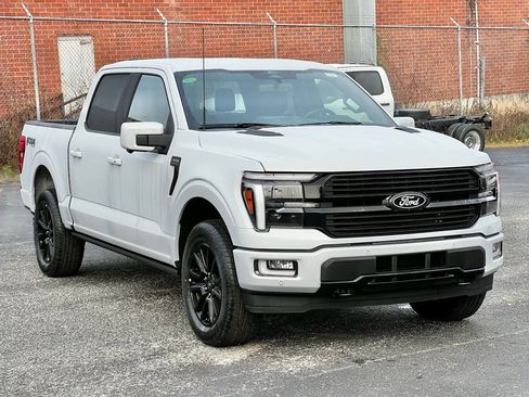 New 2025 Ford F150 Platinum w/ FX4 Off-Road Package image 10