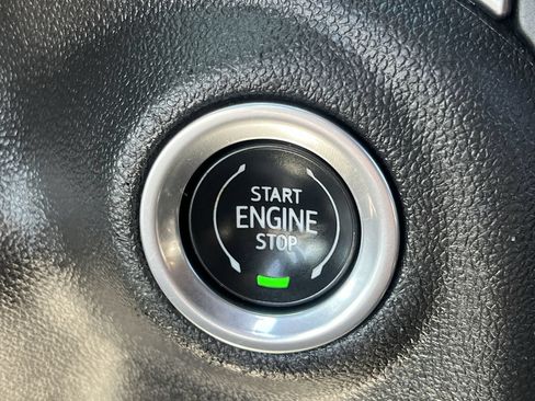 Used 2023 Chevrolet Silverado 1500 Custom AWD/4WD image 15