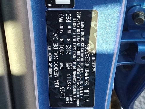 New 2025 Kia K4 GT-Line image 16