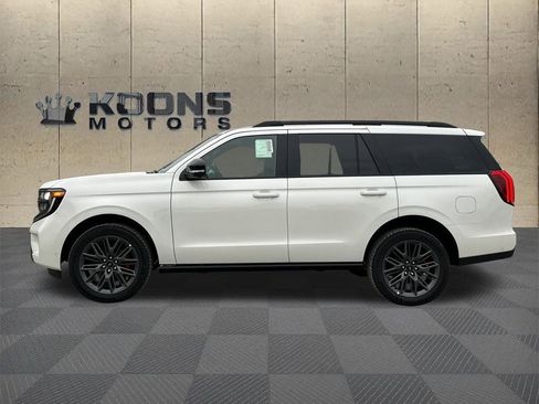New 2025 Ford Expedition Platinum w/ Stealth Performance Package image 4