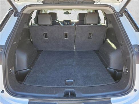 Used 2023 Chevrolet Blazer LT image 6