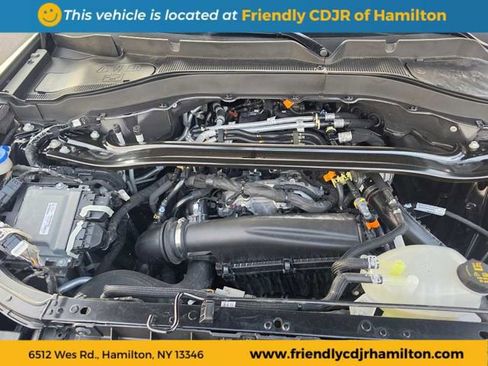 Used 2025 Ford Explorer ST-Line AWD/4WD image 24