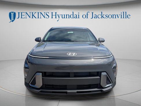 New 2026 Hyundai Kona SE FWD image 8