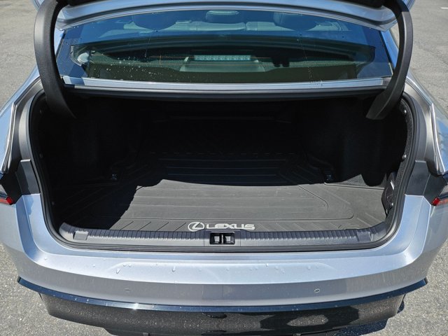 Used 2024 Lexus IS 350 F Sport RWD image 8