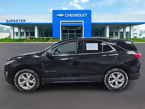 Used 2018 Chevrolet Equinox LT image 10