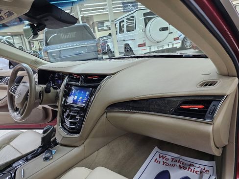 Used 2014 Cadillac CTS Luxury image 21