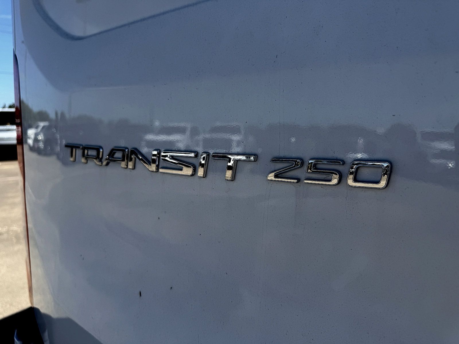Used 2024 Ford Transit 250 148 Medium Roof RWD image 16