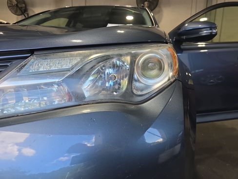Used 2013 Toyota RAV4 XLE AWD/4WD image 30