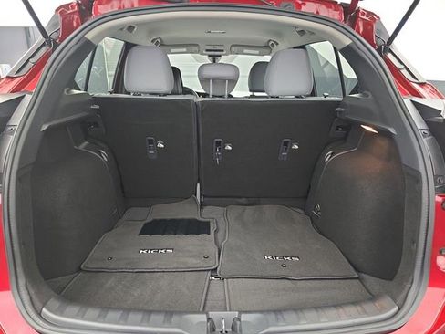 Used 2024 Nissan Kicks SR w/ SR Premium Package image 46