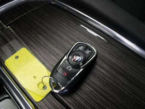 Used 2023 Buick Enclave Avenir w/ Avenir Technology Package image 8