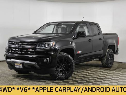 Used 2022 Chevrolet Colorado Z71 w/ Z71 Midnight Edition image 2