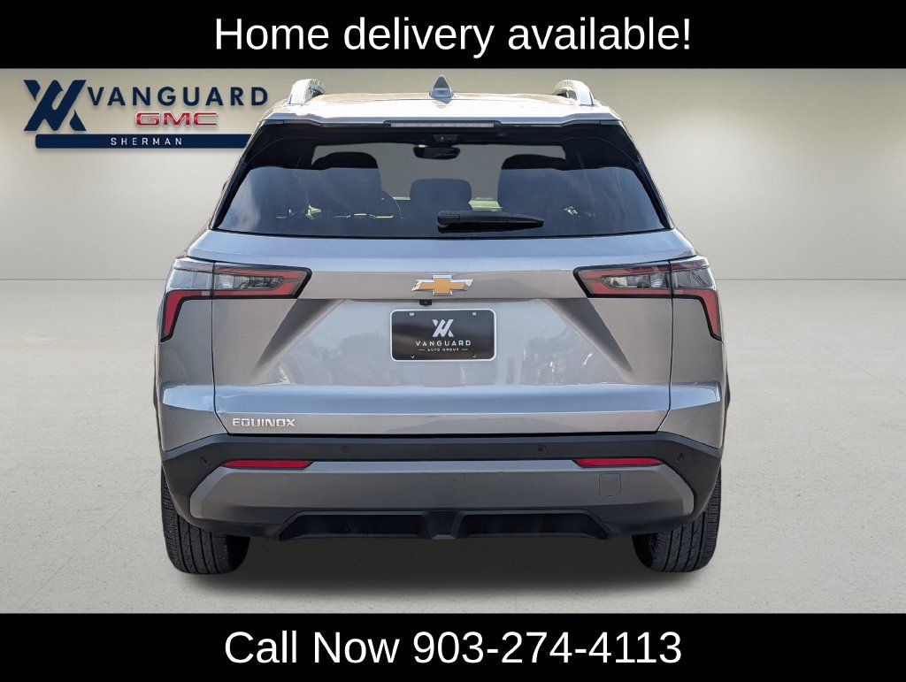 Used 2025 Chevrolet Equinox LT w/ Convenience Package II FWD image 5