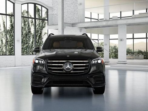 Used 2026 Mercedes-Benz GLS 450 4MATIC image 8