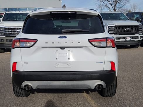 Used 2020 Ford Escape SE image 27
