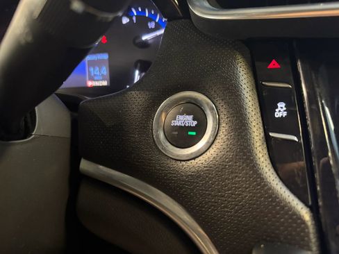 Used 2014 Cadillac XTS image 16