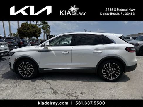Used 2019 Lincoln Nautilus Reserve FWD image 5