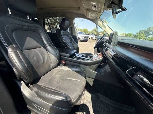 Certified 2020 Lincoln Aviator Reserve w/ Equipment Group 201A image 27