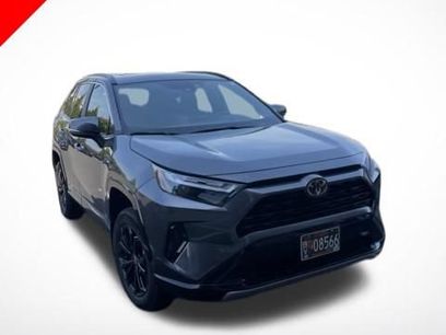 Used 2025 Toyota RAV4 SE w/ Convenience Package