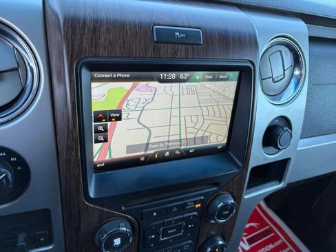 Used 2013 Ford F150 Lariat w/ Luxury Equipment Group image 30