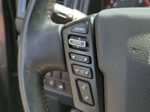 Used 2024 Nissan Titan PRO-4X AWD/4WD image 27