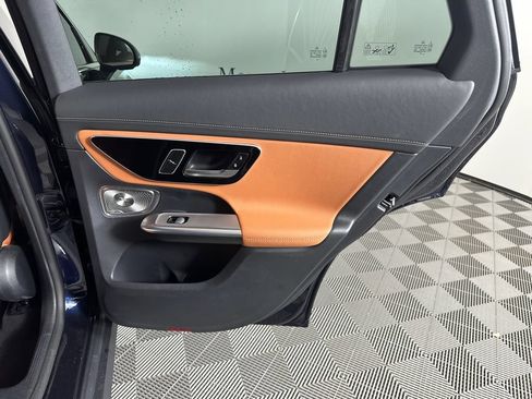 Certified 2023 Mercedes-Benz GLC 300 image 18