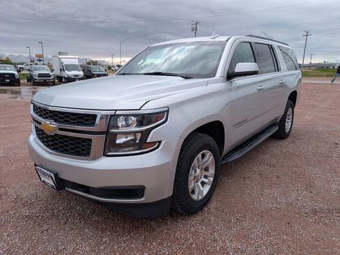 Used 2020 Chevrolet Suburban LS w/ Skid Plate Package AWD/4WD image 1