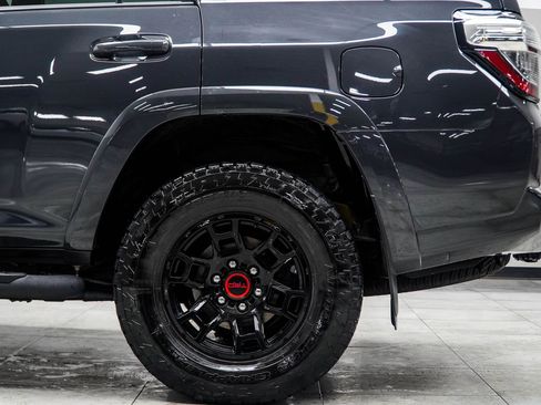 Used 2024 Toyota 4Runner SR5 Premium w/ Moonroof Package AWD/4WD image 10