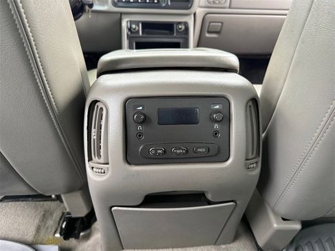 Used 2003 Chevrolet Silverado 2500 LT image 35