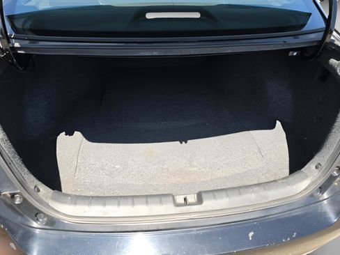 Used 2016 Honda Accord LX image 12