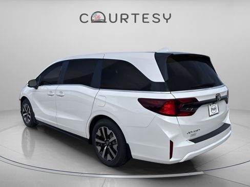 New 2026 Honda Odyssey EX-L image 7