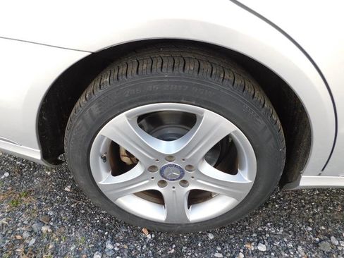 Used 2016 Mercedes-Benz E 350 4MATIC Sedan image 39