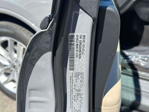 Used 2022 Dodge Durango GT image 18