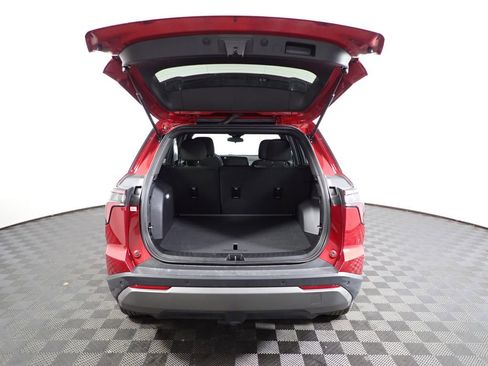 Used 2026 Chevrolet Equinox LT image 15